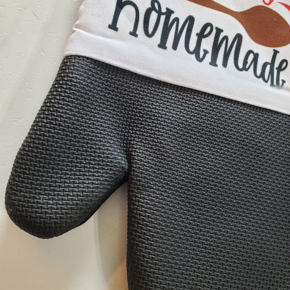 IF I HAVE TO stir it it's homemade Oven Mitt